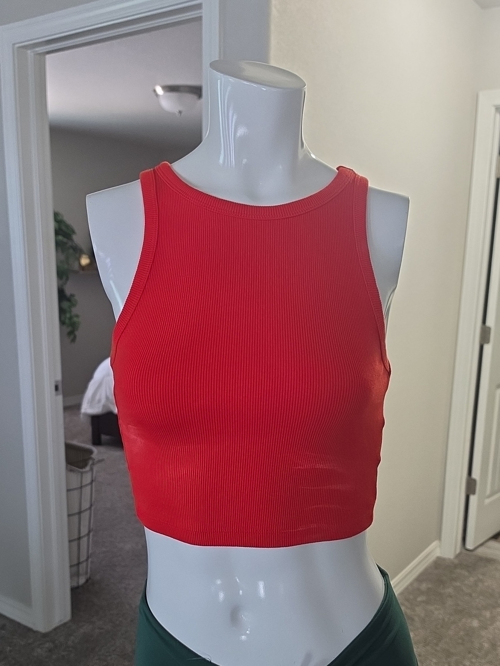 H&M Red Ribbed Crop Top